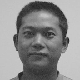 Zhenglong Li
